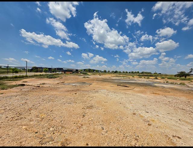 102,358M² VACANT LAND FOR SALE IN GOSFORTH PARK